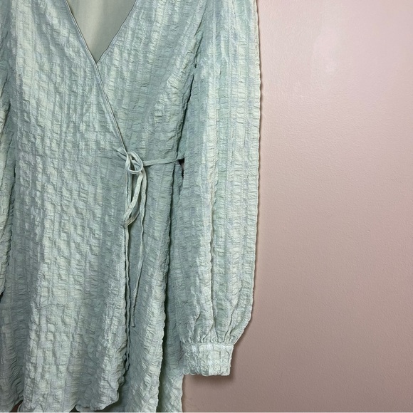 Freebird Green Bishop Sleeve Wrap Sundress - Picture 5 of 10